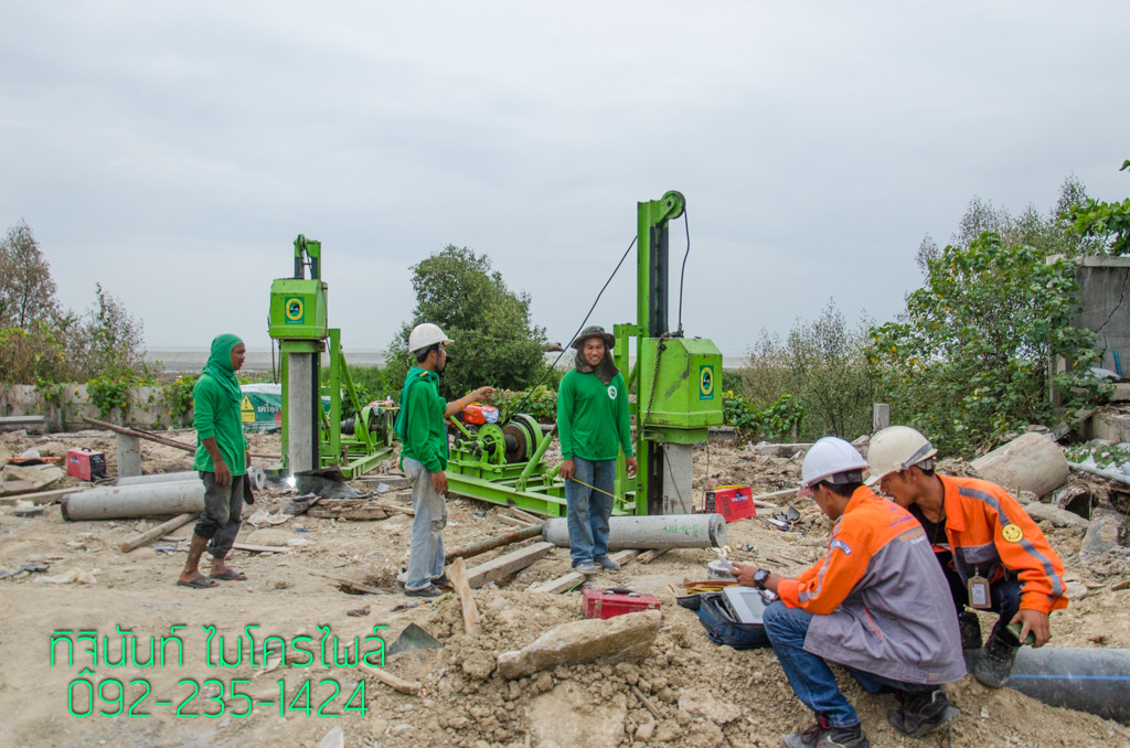 ทดสอบการรับน้ำหนักของเสาเข็ม (Dynamic Load Test)